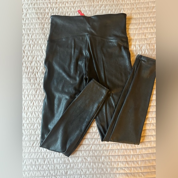 SPANX leggings - Picture 3 of 9